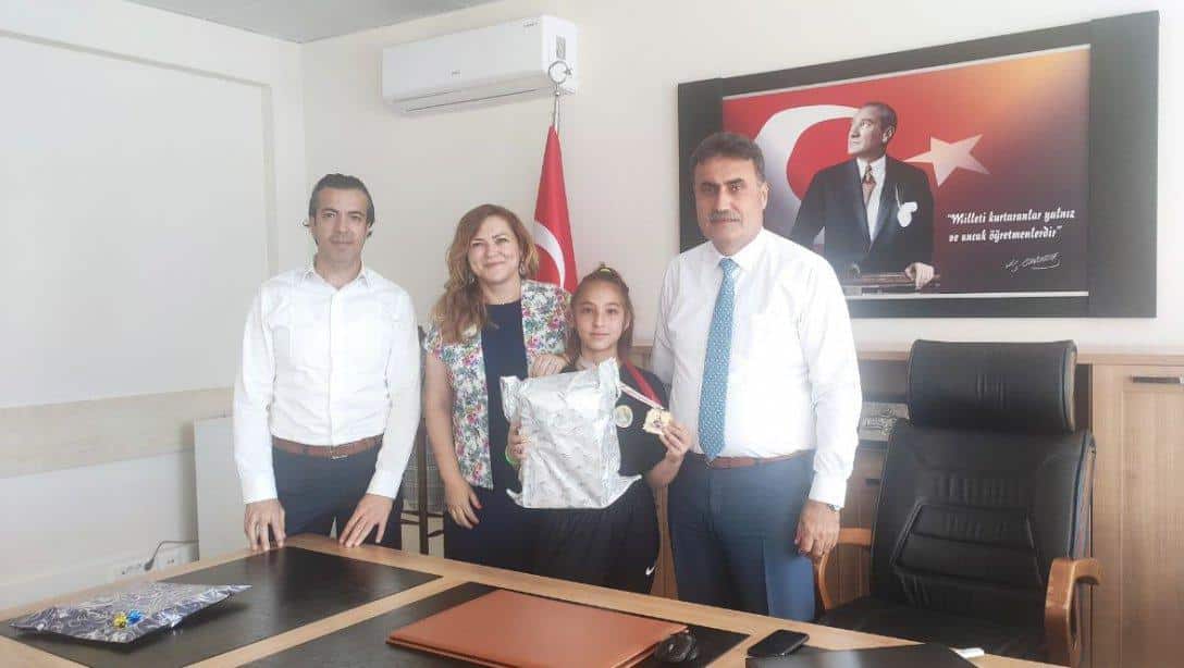 Türkiye Minik Kadınlarda Güreş Şampiyonu